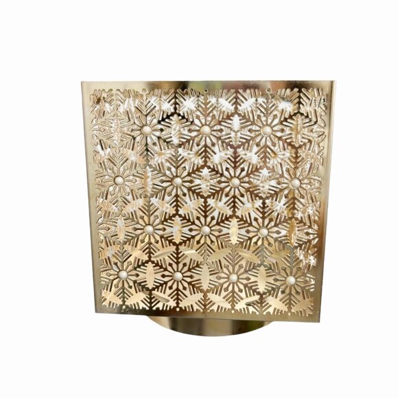Bath & Body Works Rose Gold 3 Wick CANDLE HOLDER SLEEVE Snowflake Pearl Luminary - Picture 3 of 4